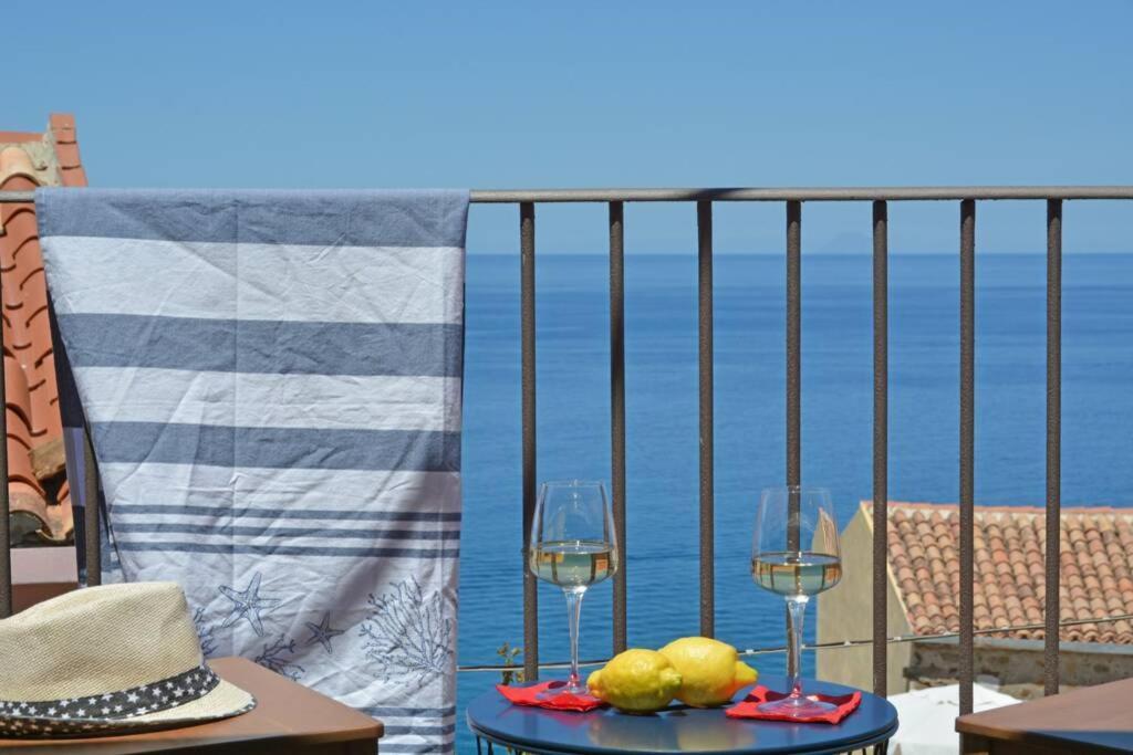 Terrazza Ambrogio Apartamento Sant'Ambrogio  Exterior foto